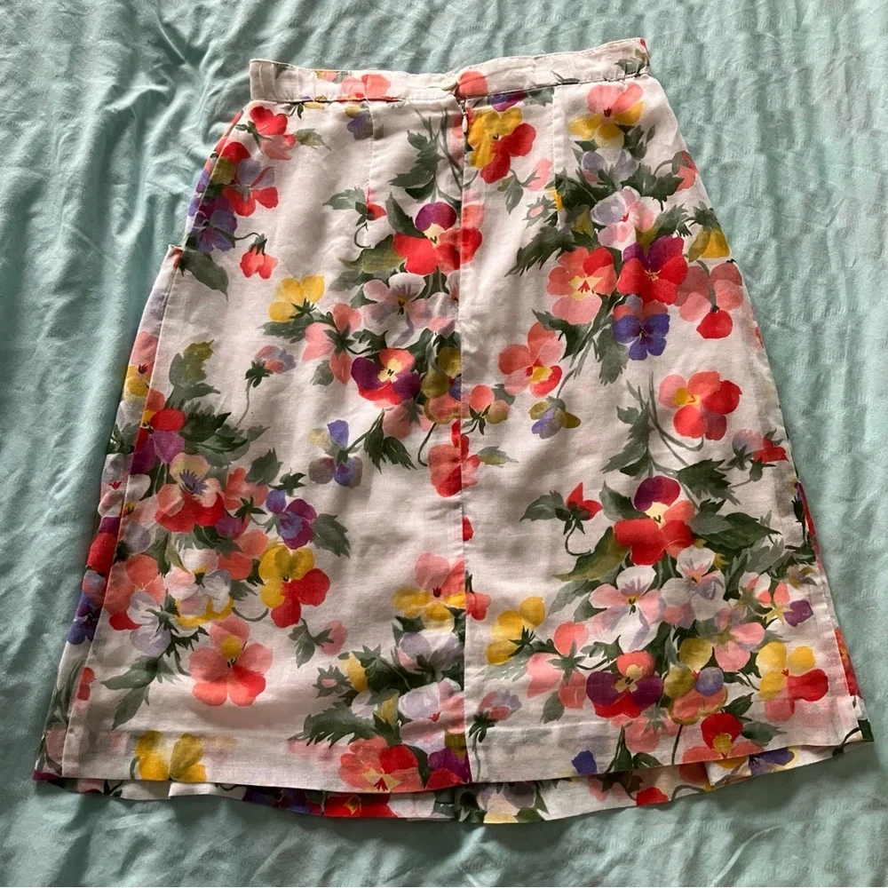 Vintage Floral A-Line Petite Skirt with Pockets - Picture 3 of 7